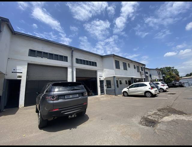 180M² WAREHOUSE TO LET IN GLEN ANIL